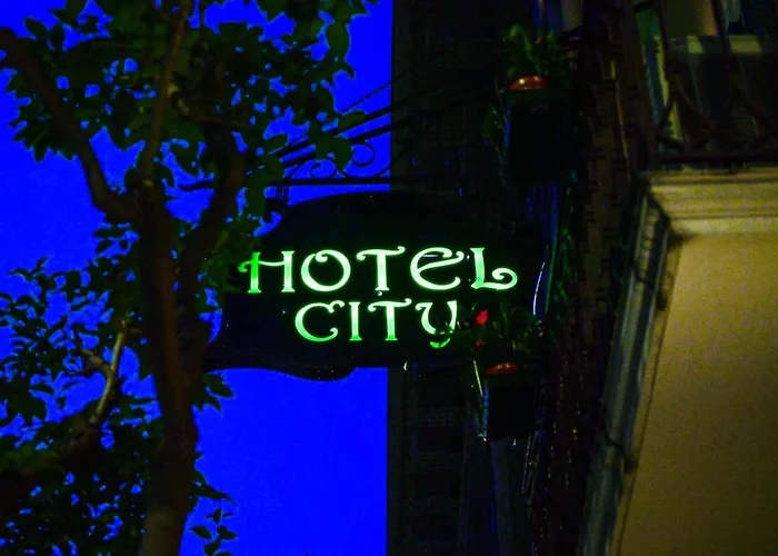 Hotel City Hotel 2*