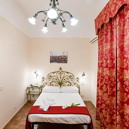 Hotel City מלון בארי