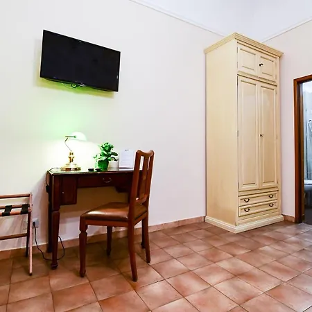 Отель Hotel City