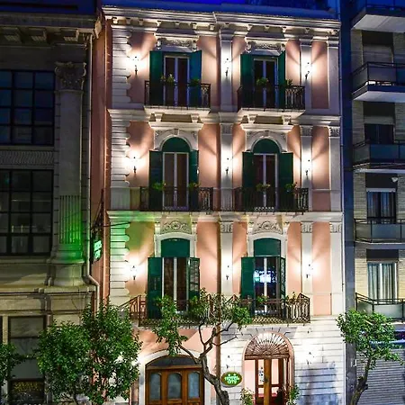 Отель Hotel City