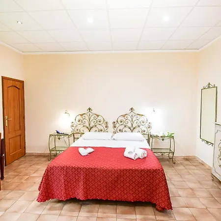Отель Hotel City